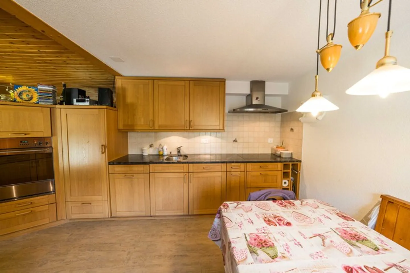 Charming Chalet with Two Apartments - Photo 3 of 8