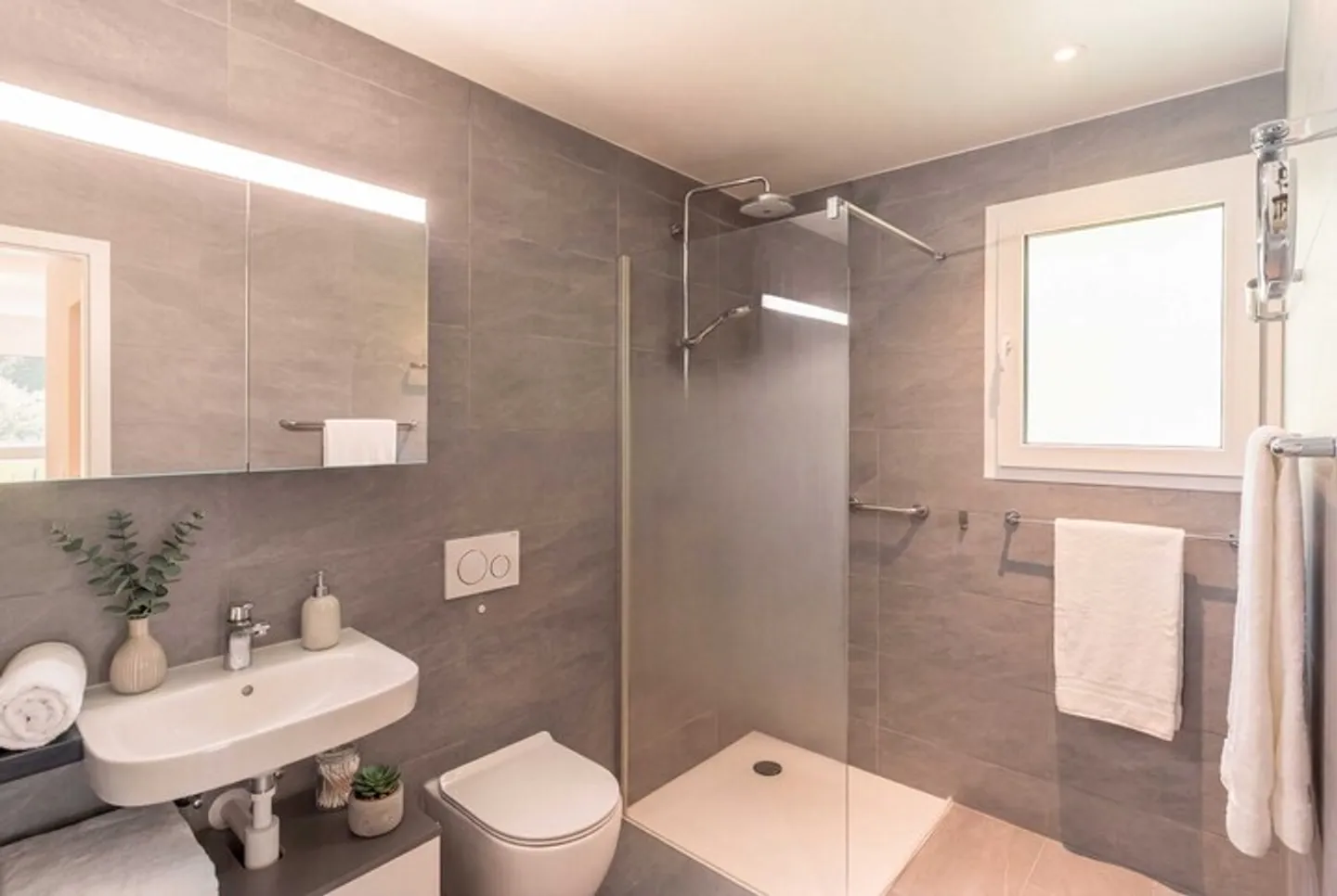 Vivere esclusivo a Plasselb - Moderno appartamento attico di 4,5 stanze - Foto 5 di 8