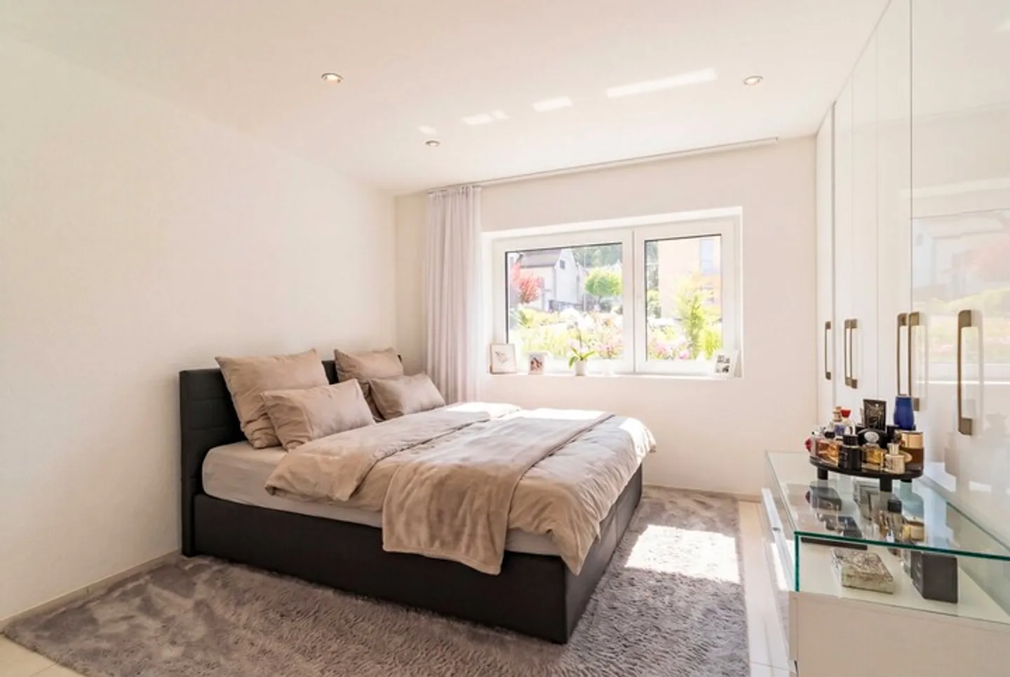 KERNSANIERTES 6.5 ZIMMER EINFAMILIENHAUS AN SMARTER LAGE - Foto 4 von 8