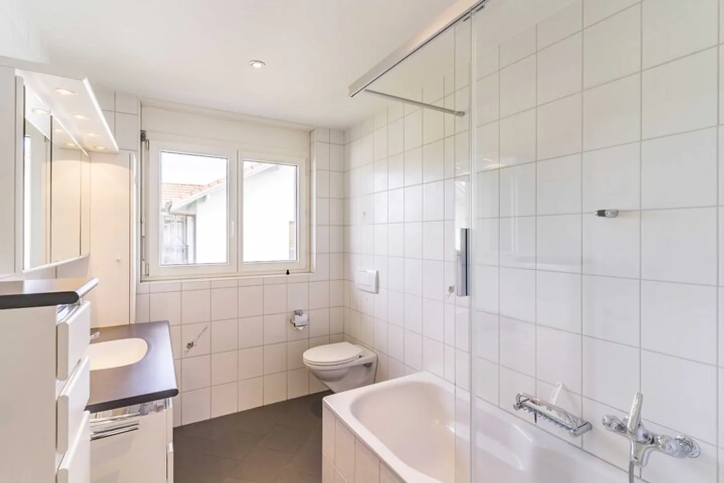 Grosszügige Wohnung mit Wintergarten - Foto 6 von 8