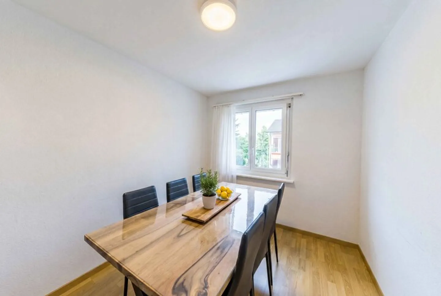 NACHHALTIGES INVESTMENT IN REGENSDORF - MEHRFAMILIENHAUS MIT 6 WOHNUNGEN - Foto 4 von 8