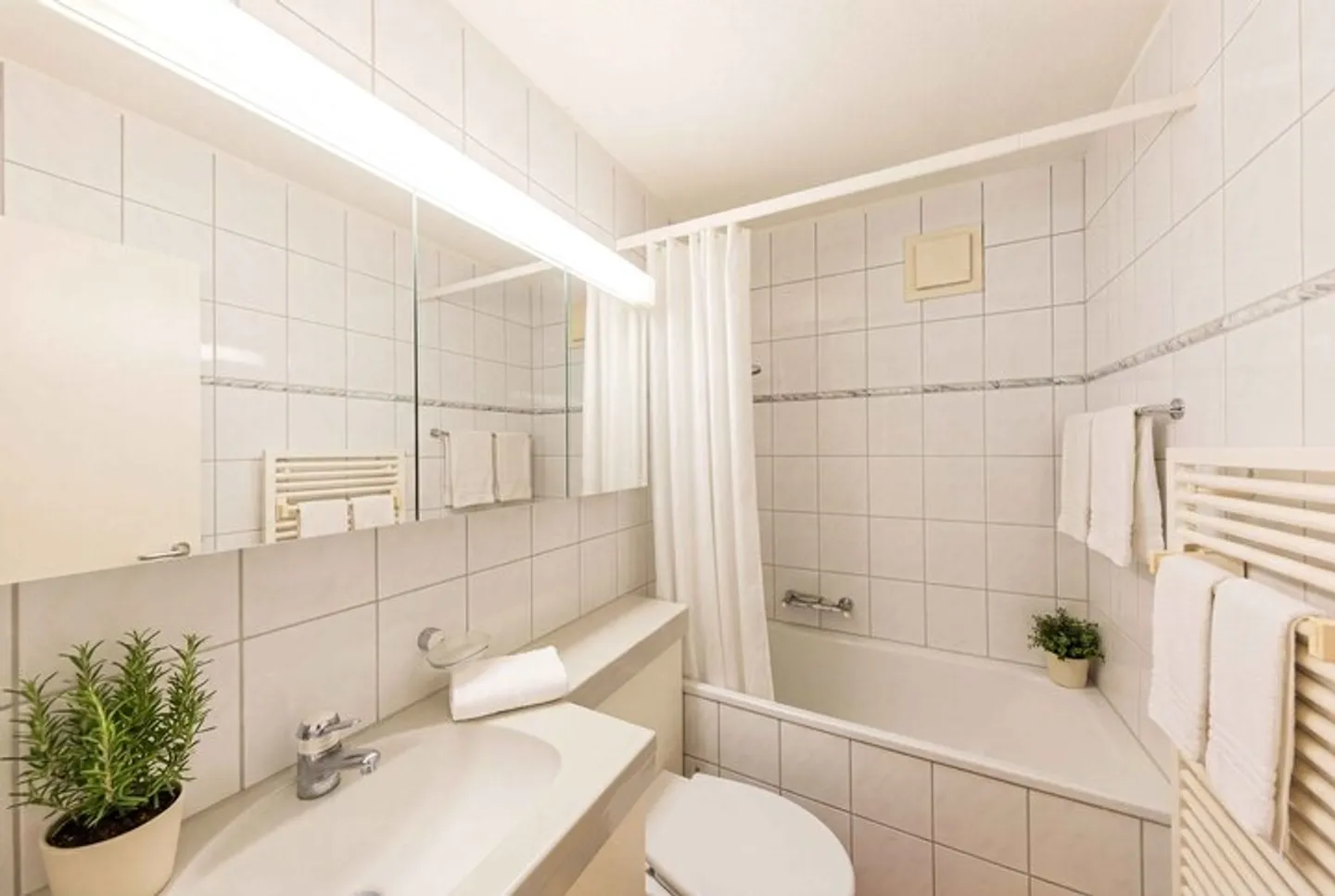 NACHHALTIGES INVESTMENT IN REGENSDORF - MEHRFAMILIENHAUS MIT 6 WOHNUNGEN - Foto 6 von 8