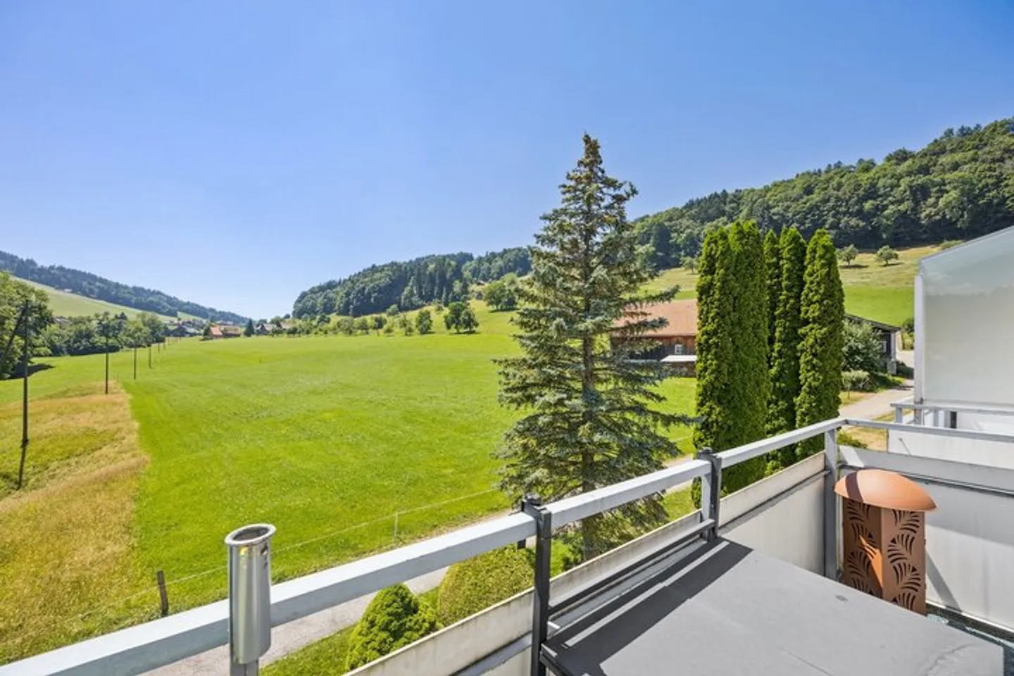 4.95 % RENDITE – MEHRFAMILIENHAUS ALS INVESTITION MIT PERSPEKTIVE - Foto 6 von 8