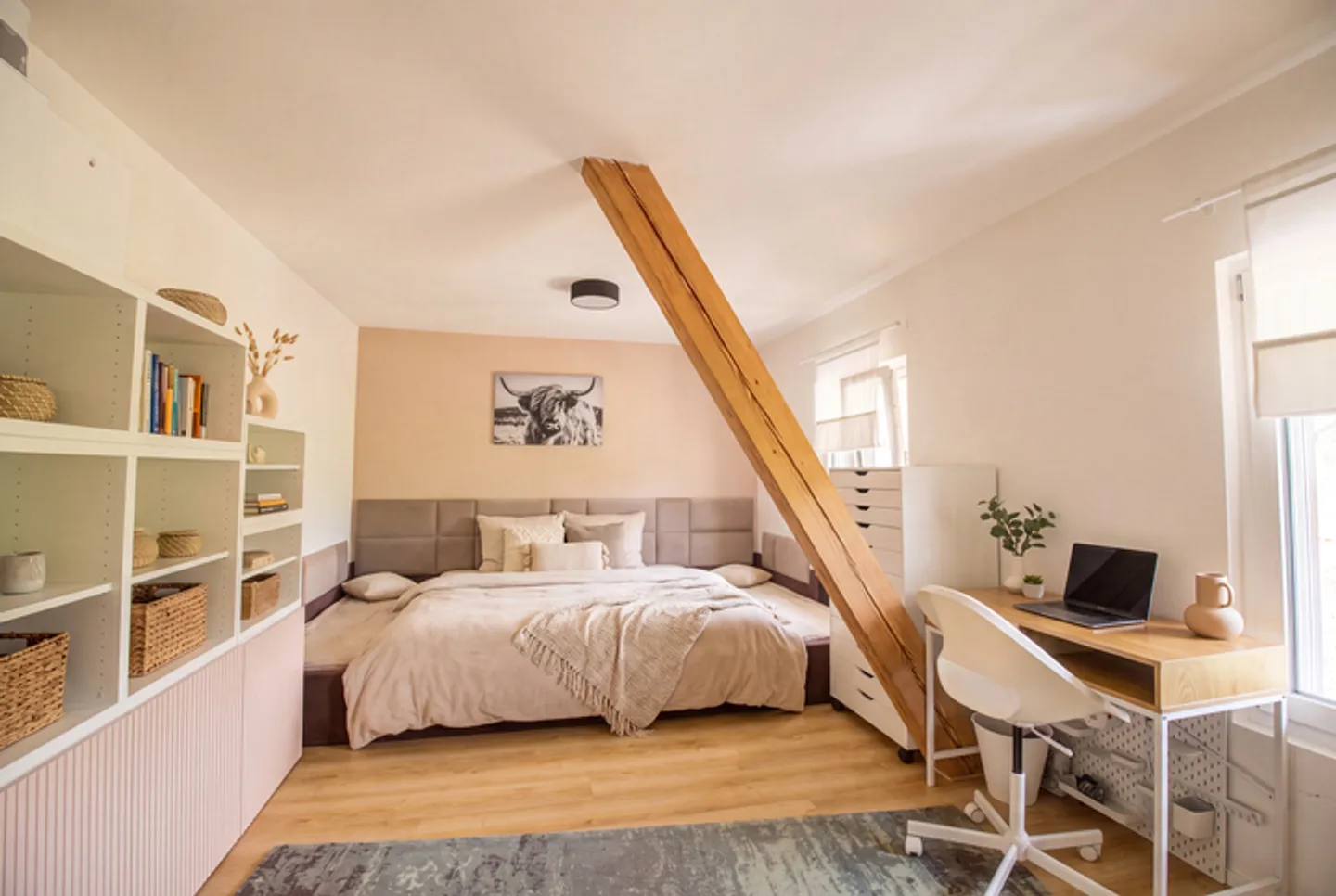 ELEGANTE CASA BIFAMILIARE DI 6.5 LOCALI CON STANDARD DI FINITURA ALL'AVANGUARDIA - Foto 3 di 8