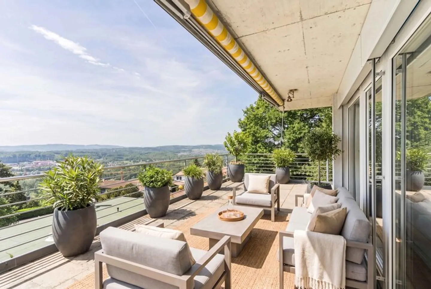 TANTO SPAZIO E CLASSE SUL VERSANTE SOLEGGIATO - ESCLUSIVA CASA A SCHIERA DI 5,5 STANZE - Foto 5 di 8
