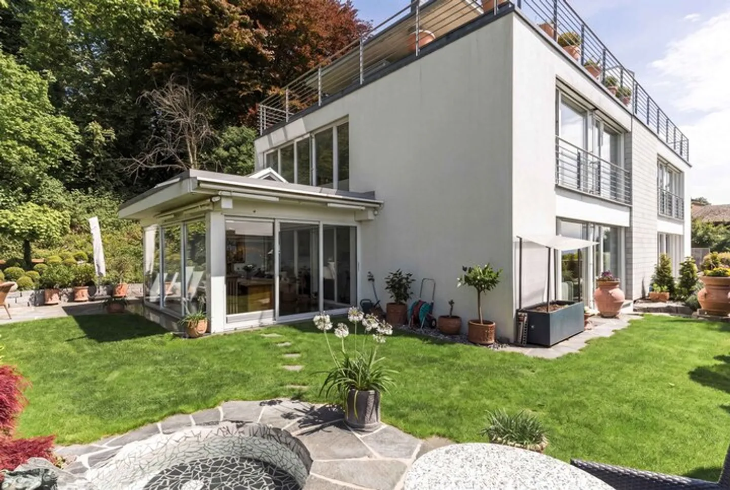 TANTO SPAZIO E CLASSE SUL VERSANTE SOLEGGIATO - ESCLUSIVA CASA A SCHIERA DI 5,5 STANZE - Foto 1 di 8