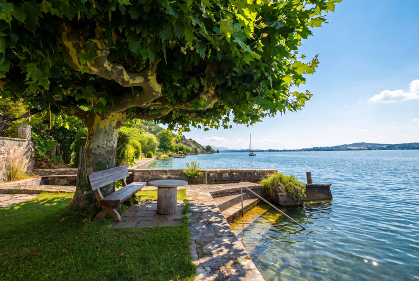 ACCÈS AU LAC ET PLACE DE BATEAU - MAISON INDIVIDUELLE CHARMANTE AU LAC DE BIENNE - Photo 1 sur 8