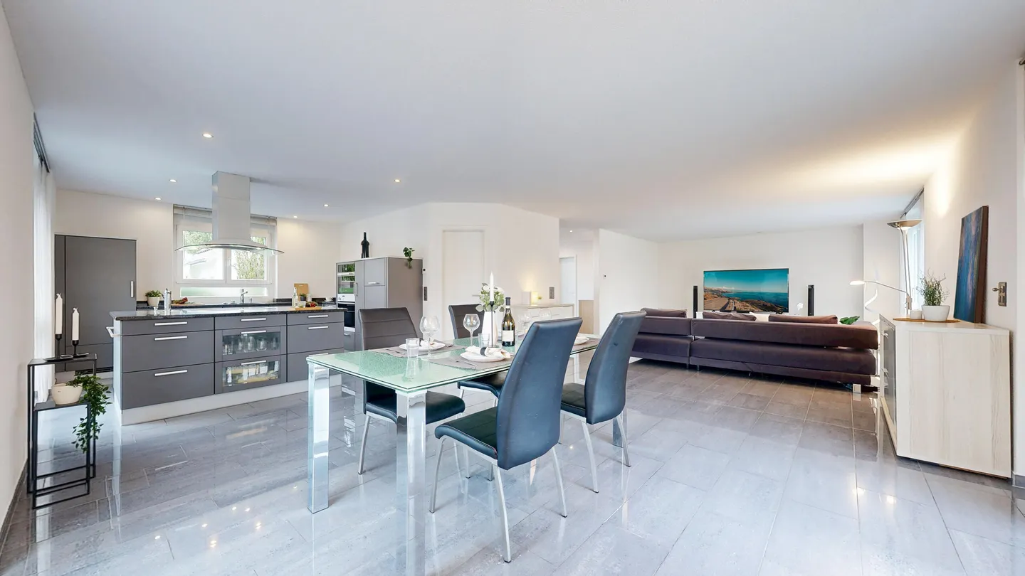 MODERNE LANDHAUSVILLA MIT POOL - Foto 4 von 5