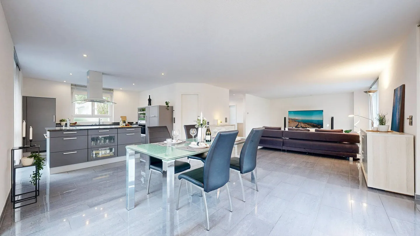 LUXURIOUS LIVING WITH WELLNESS AND CLOSE TO BERN - Photo 4 of 5