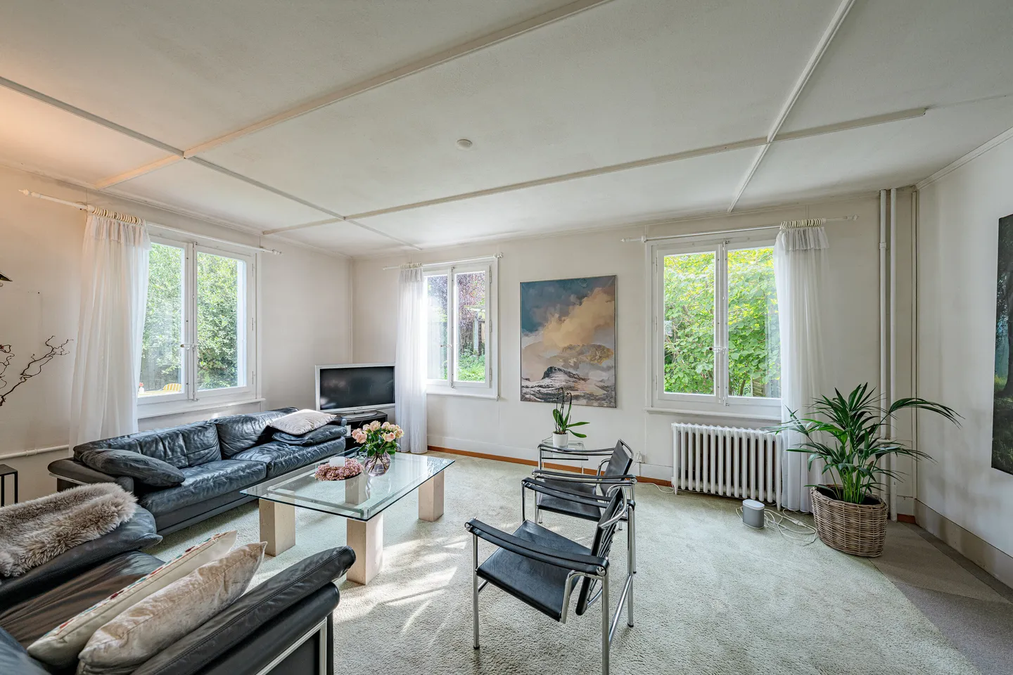 Charming 5.5-Room Old Building Jewel with Garden in the Desirable Eichholz Quarter - Photo 2 of 5