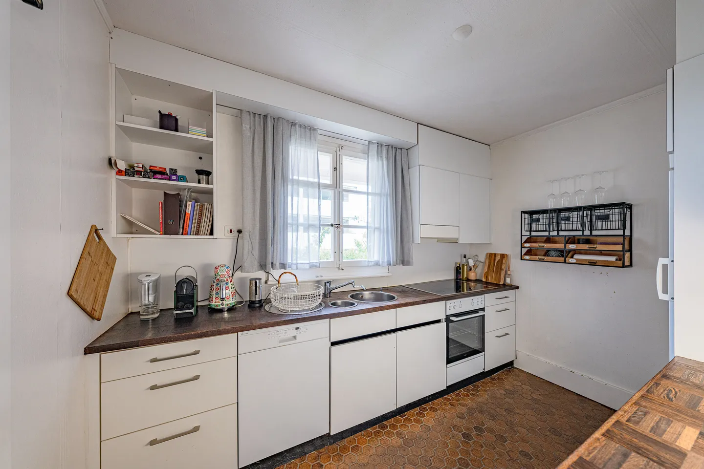 Charming 5.5-Room Old Building Jewel with Garden in the Desirable Eichholz Quarter - Photo 5 of 5