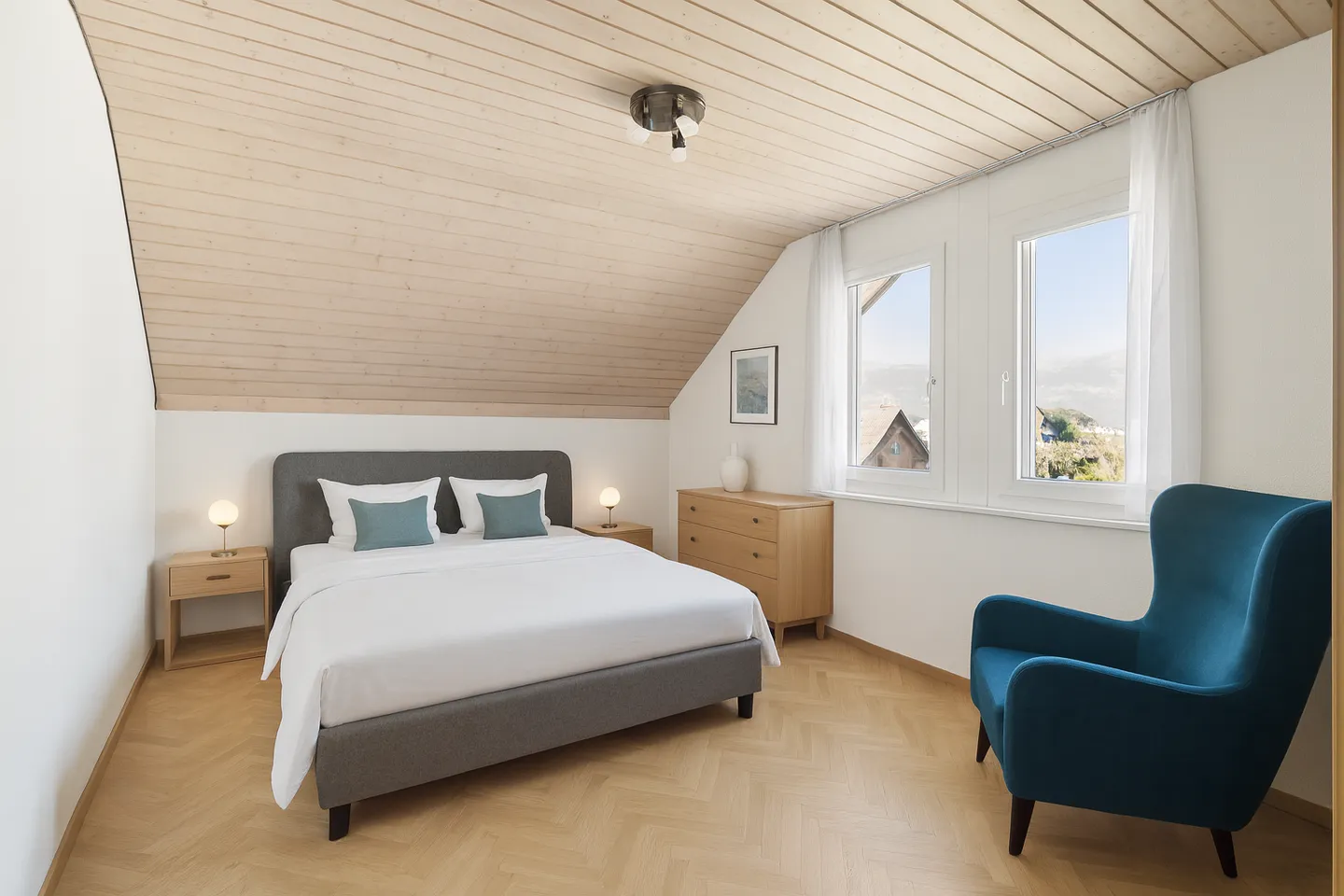 Charmante Appartement sous les toits dans un endroit calme - Photo 4 sur 5