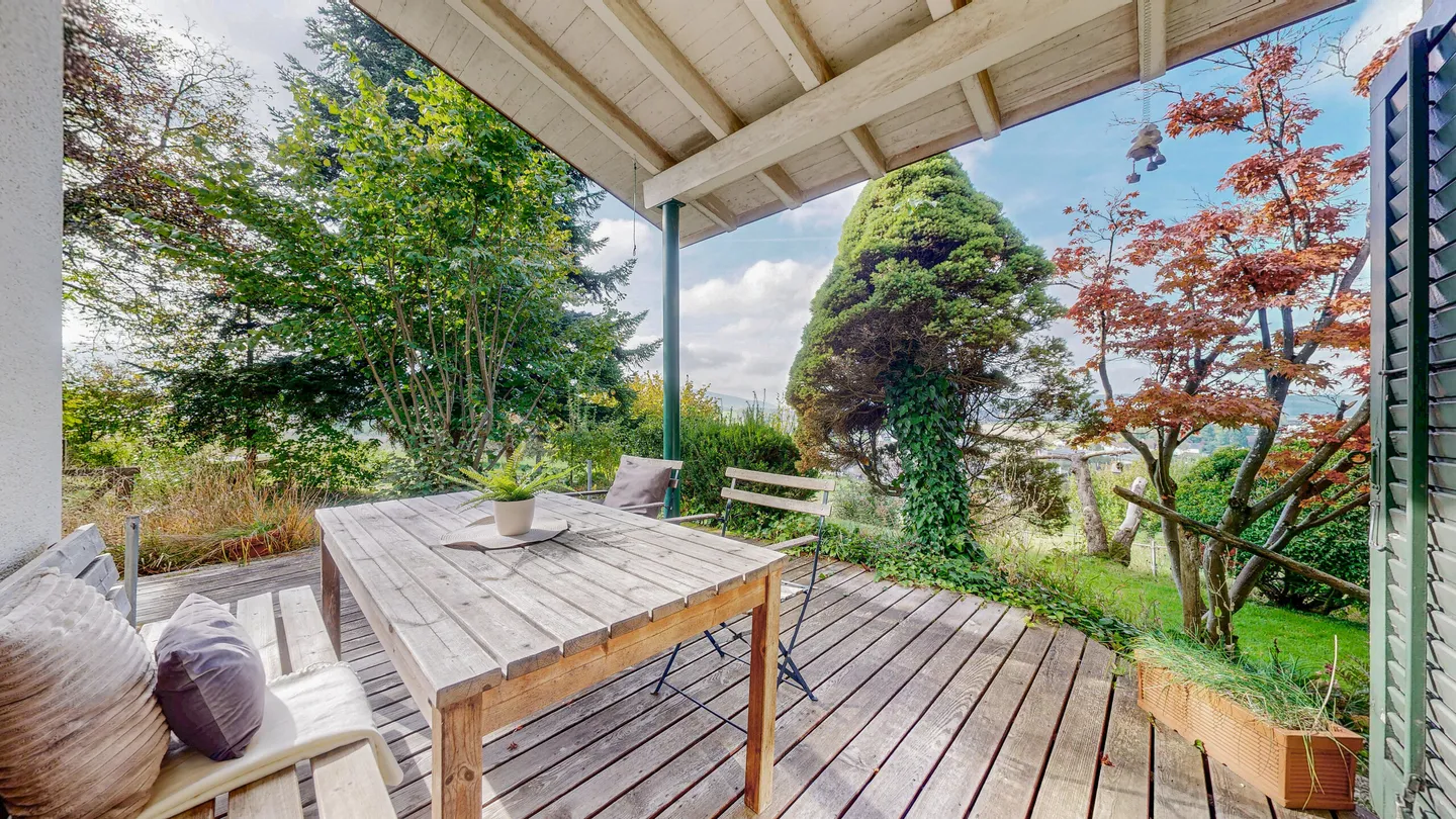 GIOIELLO SU QUASI 2.000 m² DI TERRENO - Foto 1 di 5