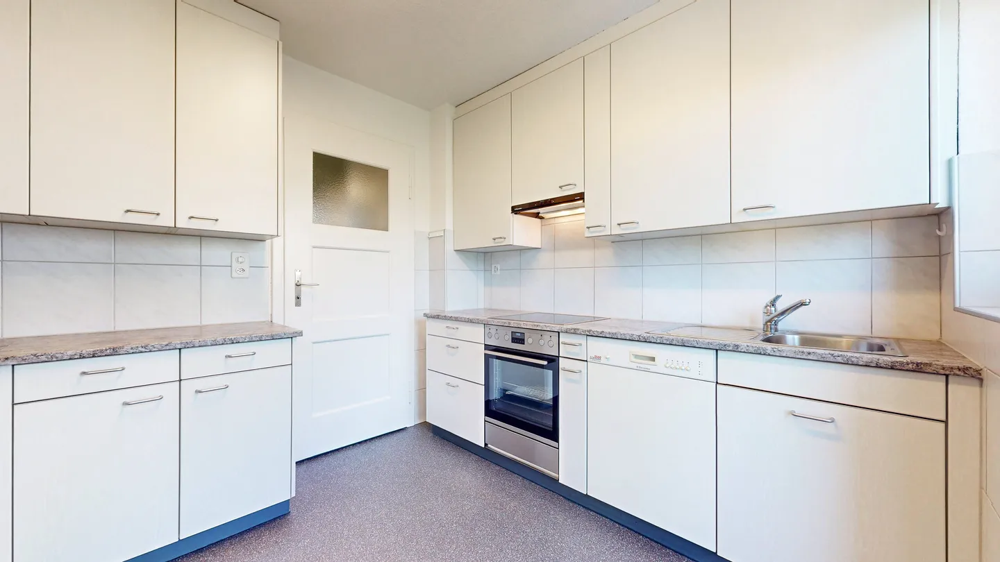 STAR HOUR CENTRAL IN LUCERNE – LIVING HAPPINESS IN THE BEL étage - Photo 5 of 5