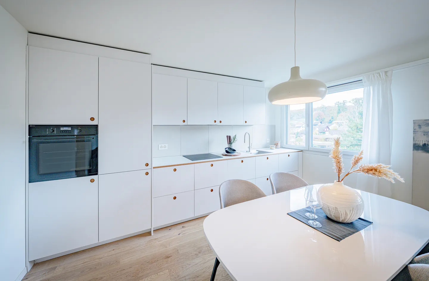 TOLLE 4.5 ZIMMER WOHNUNG &amp; 8211; TIPTOP  TOTALSANIERT - Foto 5 von 5