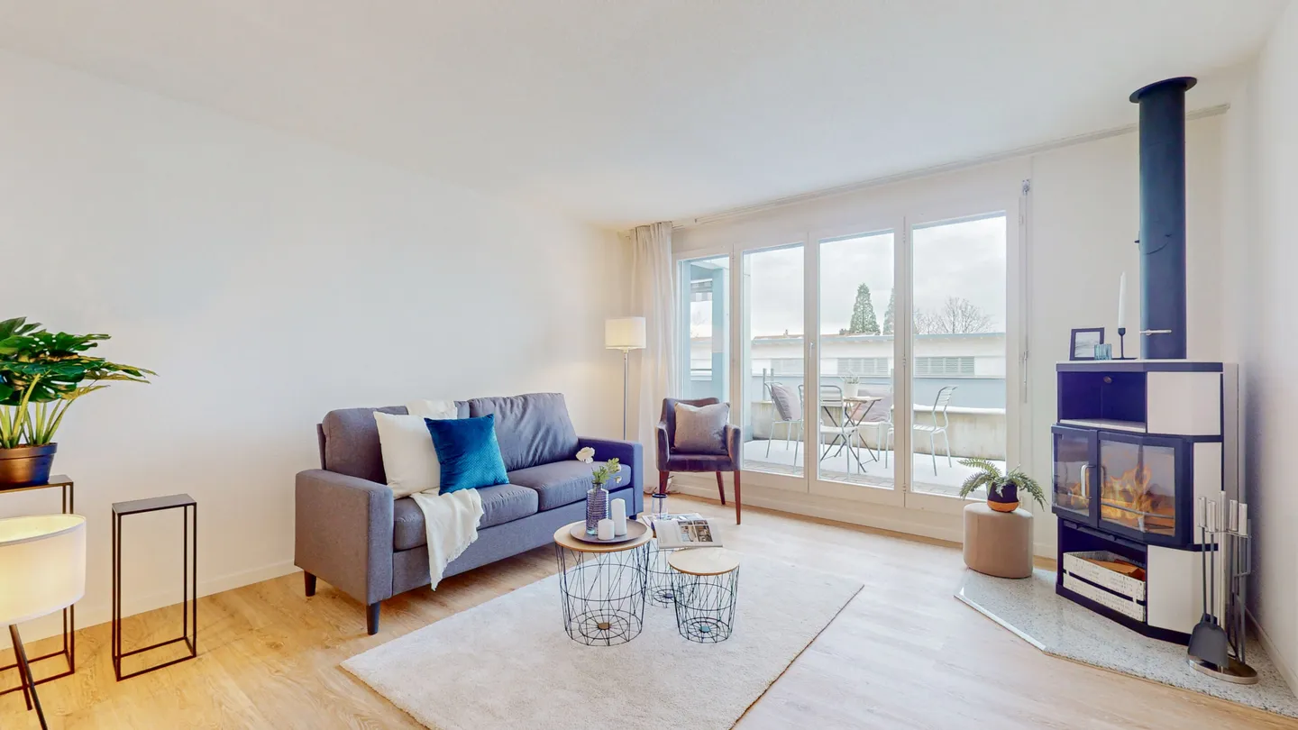 AMPIO SPAZIO ABITATIVO CON STUFA SVEDESE - PENTHOUSE A BAAR - Foto 2 di 5