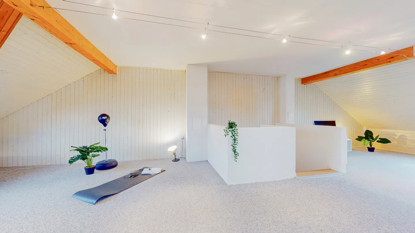 CASA A SCHIERA ATTRATTIVA E GRANDE - Foto 5 di 5