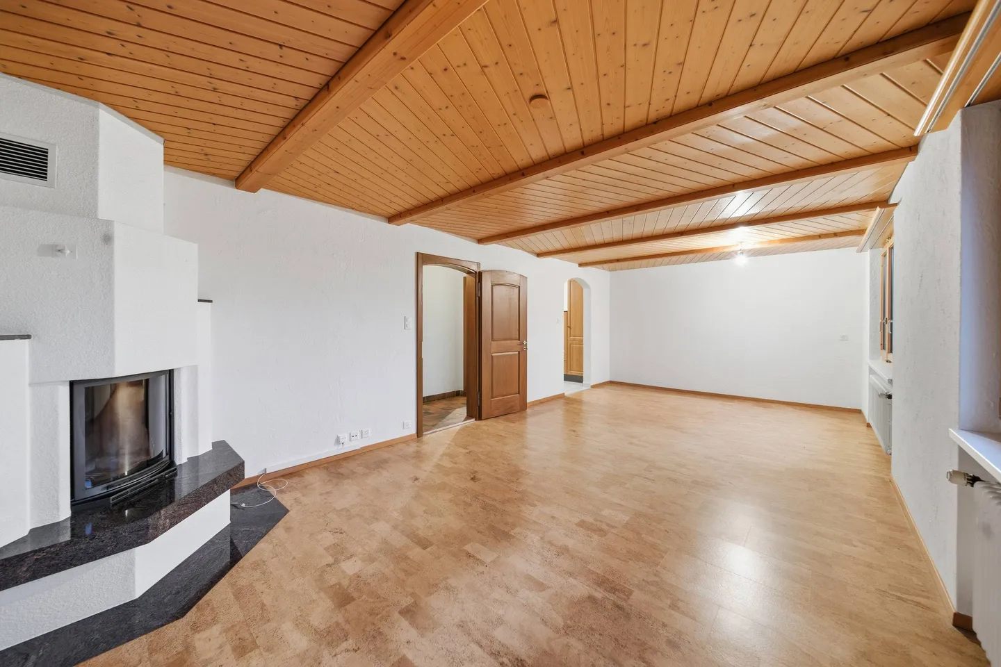 Freistehendes Einfamilienhaus mit Garten - Foto 4 von 5