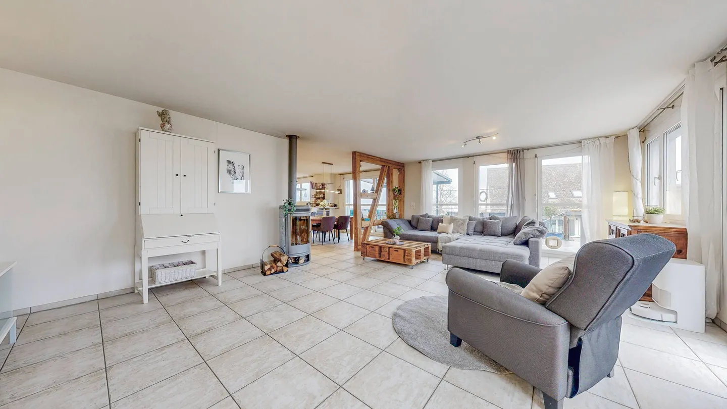 MERAVIGLIA SPAZIOSA INDIPENDENTE CON VISTA - Foto 3 di 5