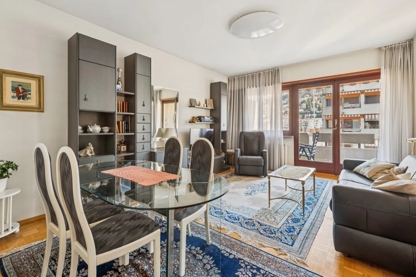 VIVERE IN CENTRO CON VISTA SU MONTE BRÉ - Foto 3 di 5