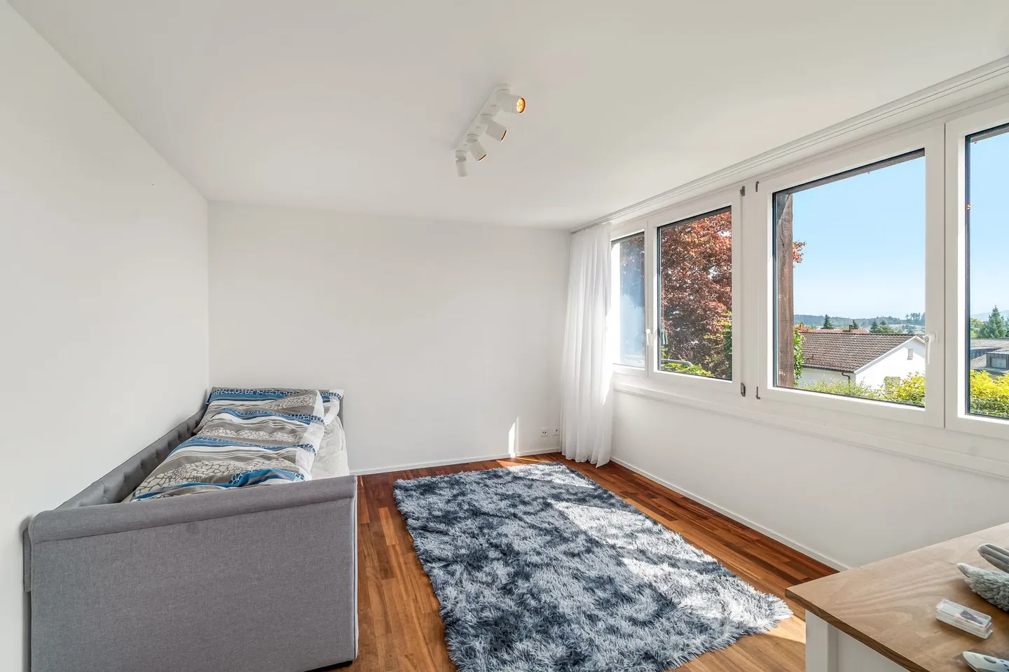 Charmantes Einfamilienhaus mit Pool - Foto 8 von 12