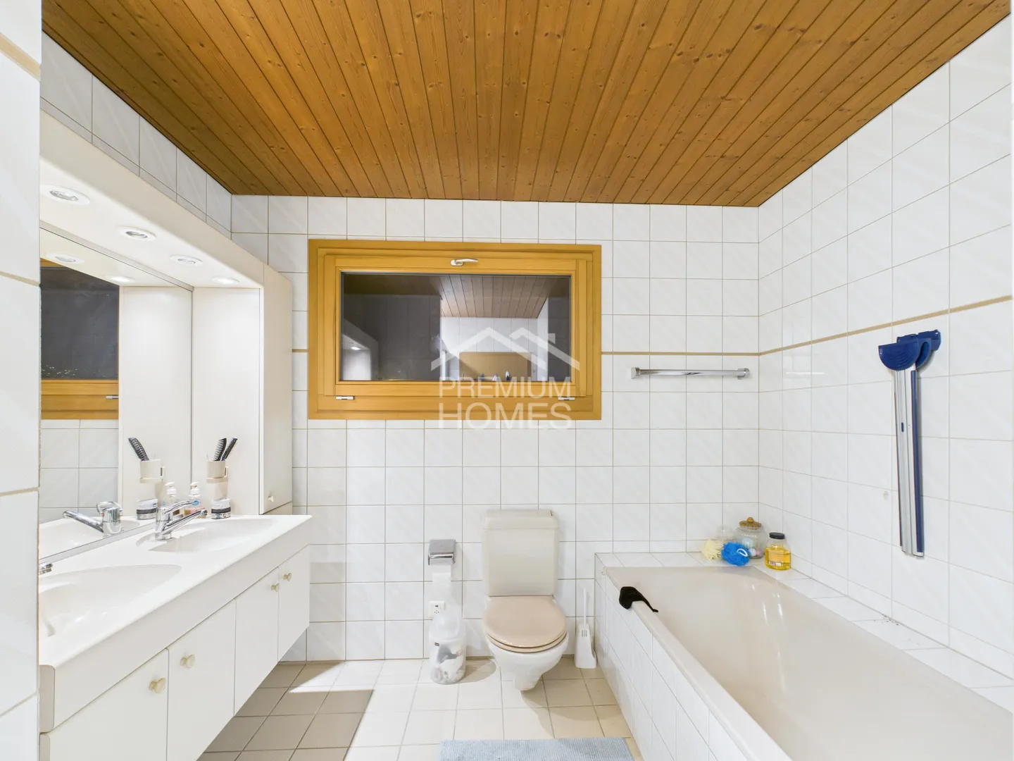 Wohngefühl mit Charme - moderne Dachwohnung mit Kamin  - Foto 7 von 9
