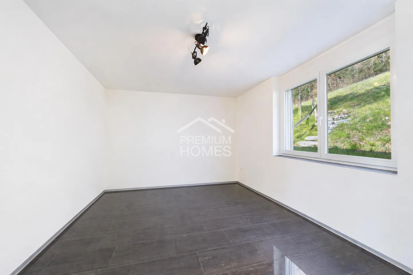 Living Above the Ordinary - Photo 7 of 9