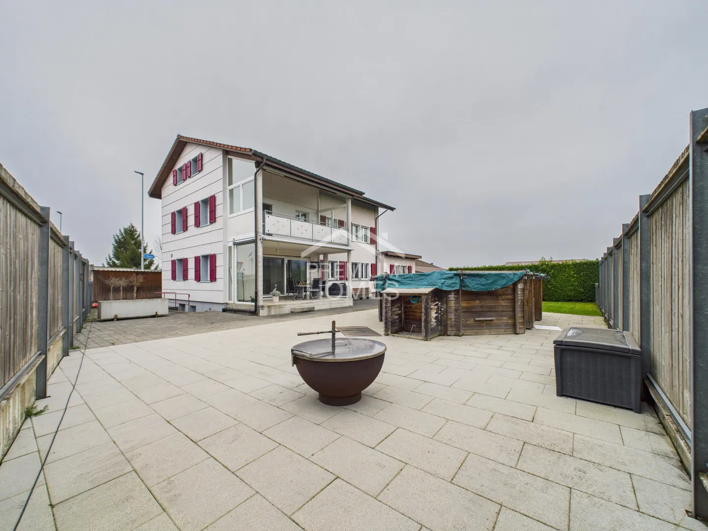 Maison multifamiliale solide avec un potentiel locatif attrayant - Photo 5 sur 9