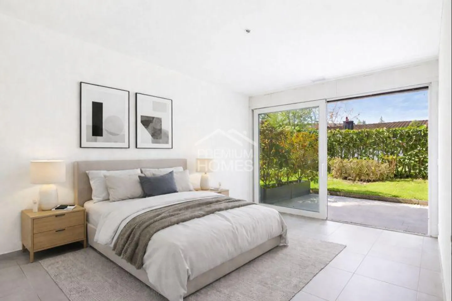 A PIECE OF JEWELRY OF A SPECIAL KIND - Photo 4 of 10