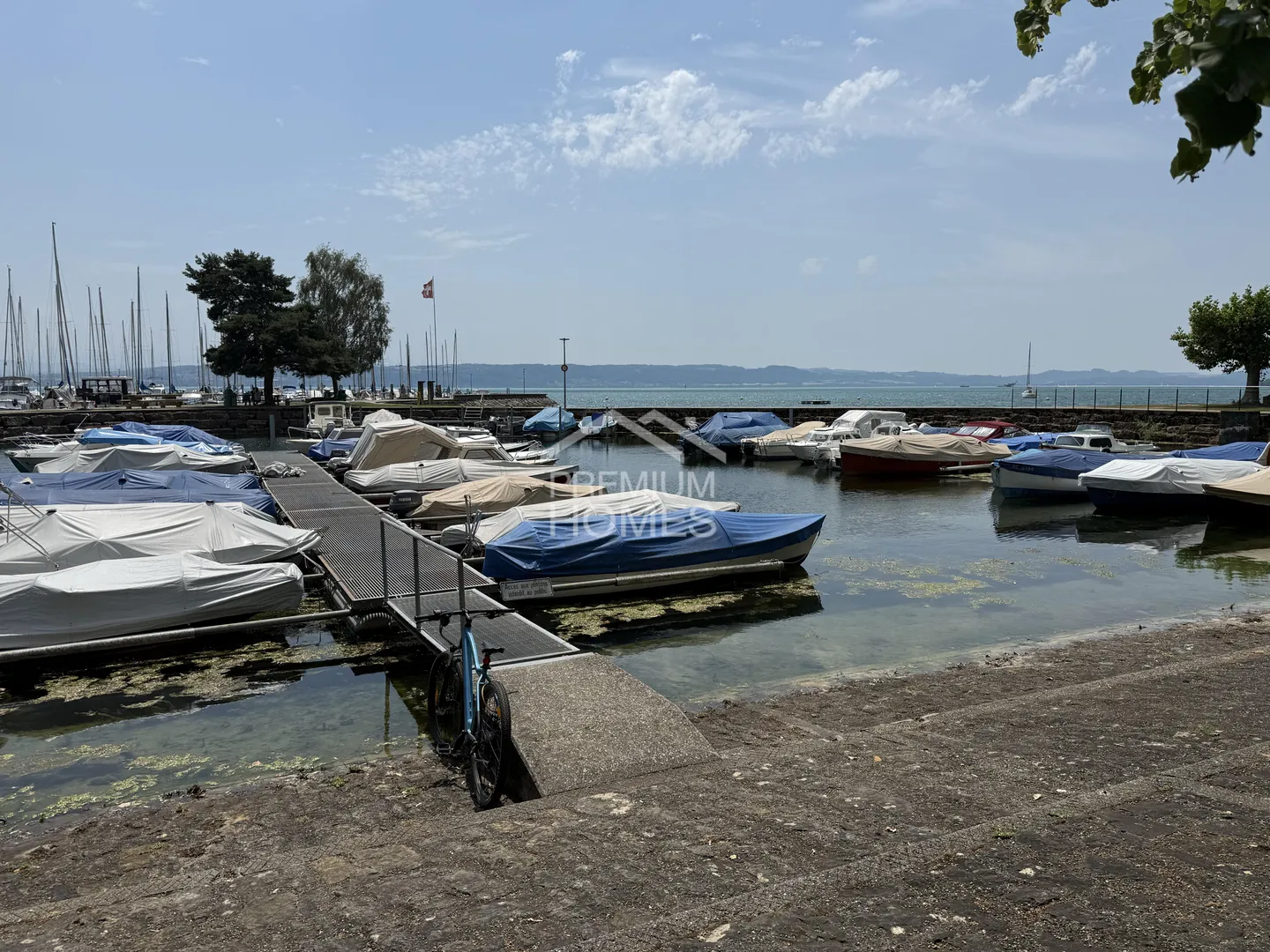 Tra lago, natura e architettura contemporanea - Foto 9 di 10