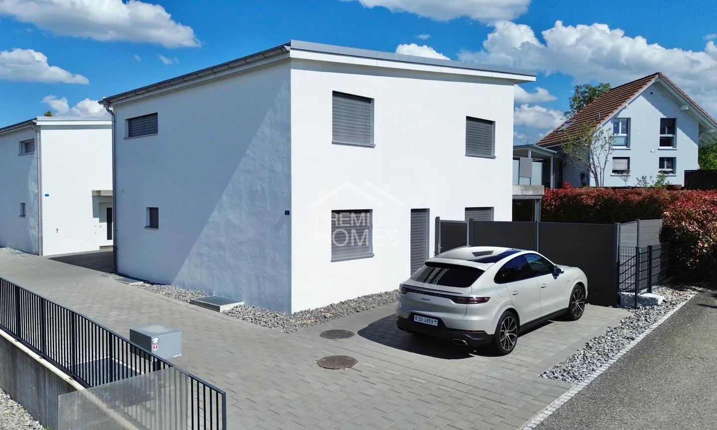 Stilvolles Einfamilienhaus in Etziken - Foto 2 von 7