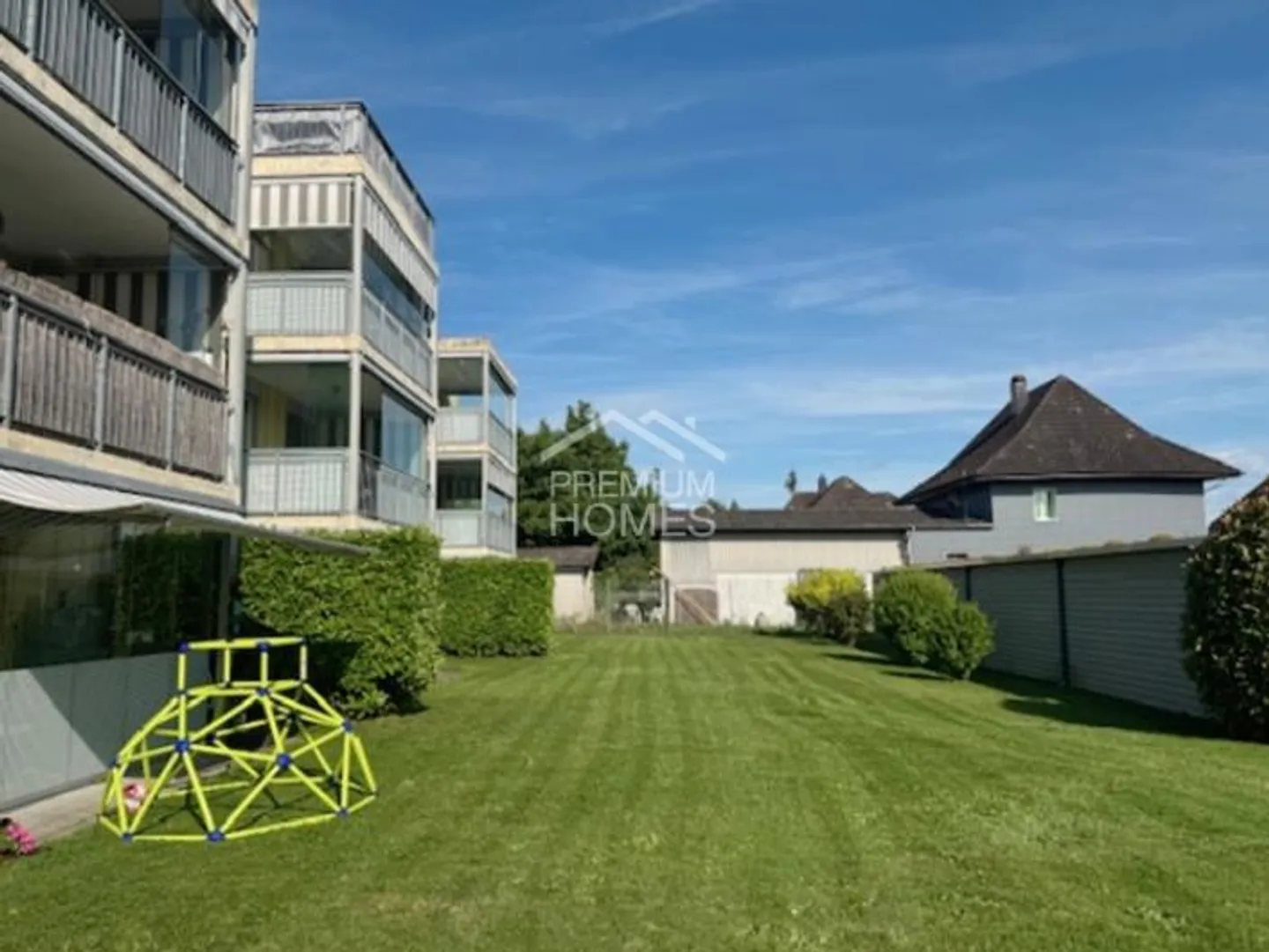 Mehrfamilienhaus gesucht (unkomplizierte Abwicklung) - Foto 1 di 4