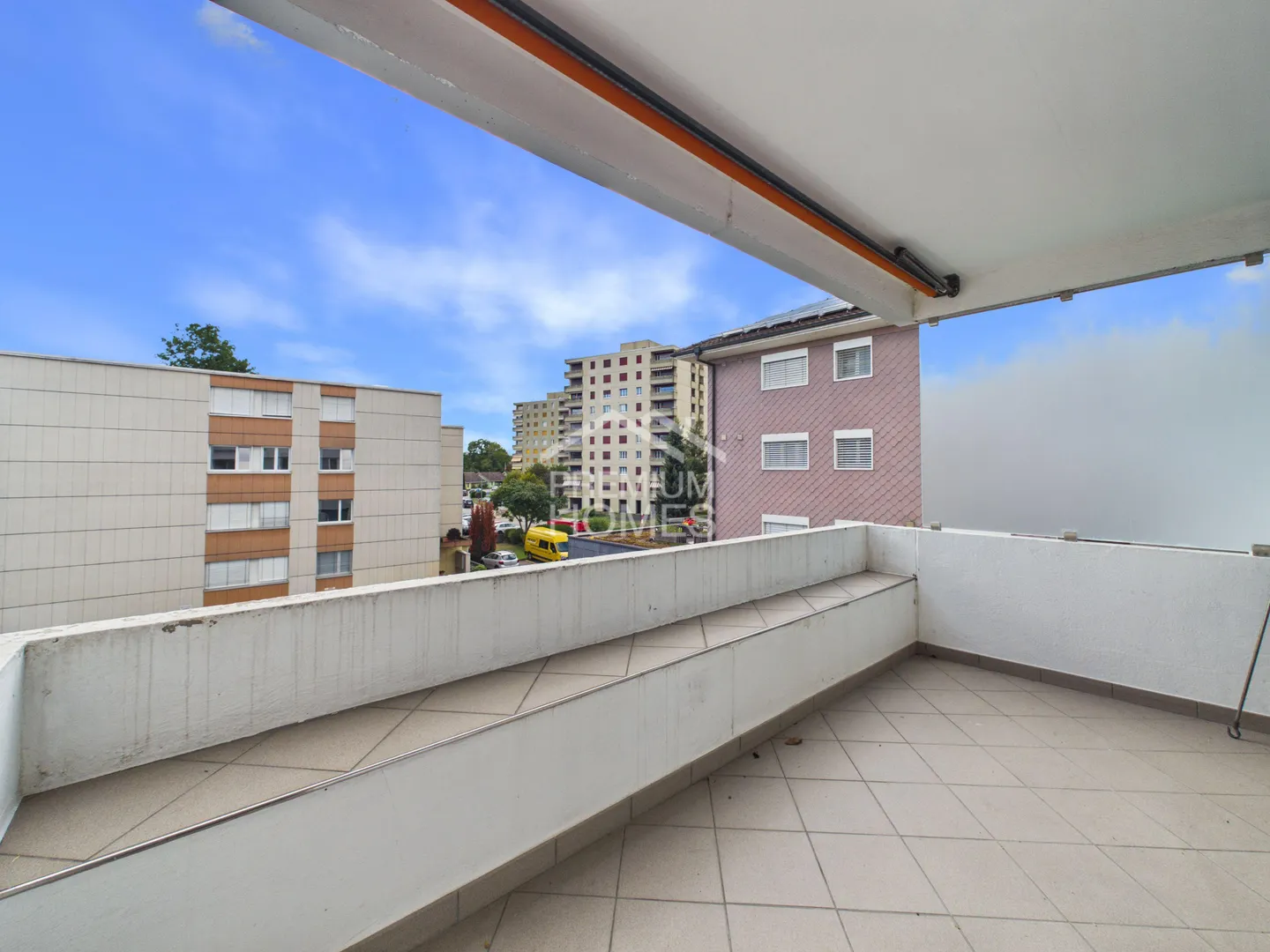 Spacious Apartment in Biberist - Photo 2 of 9