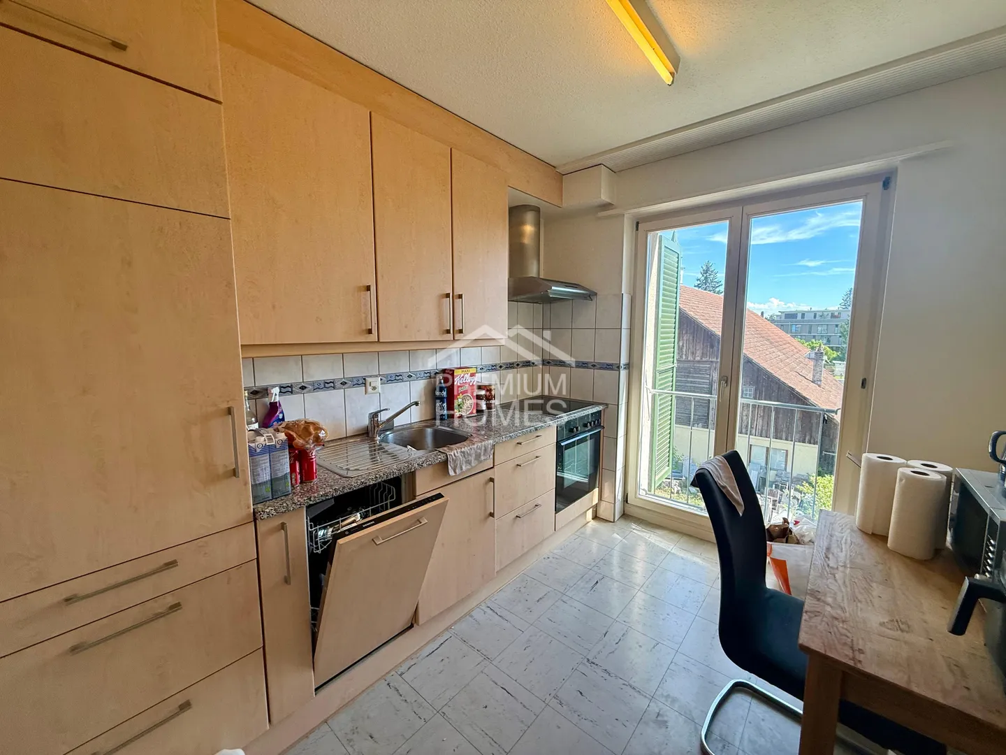 Ideal as an investment property or a family home - Photo 6 of 9