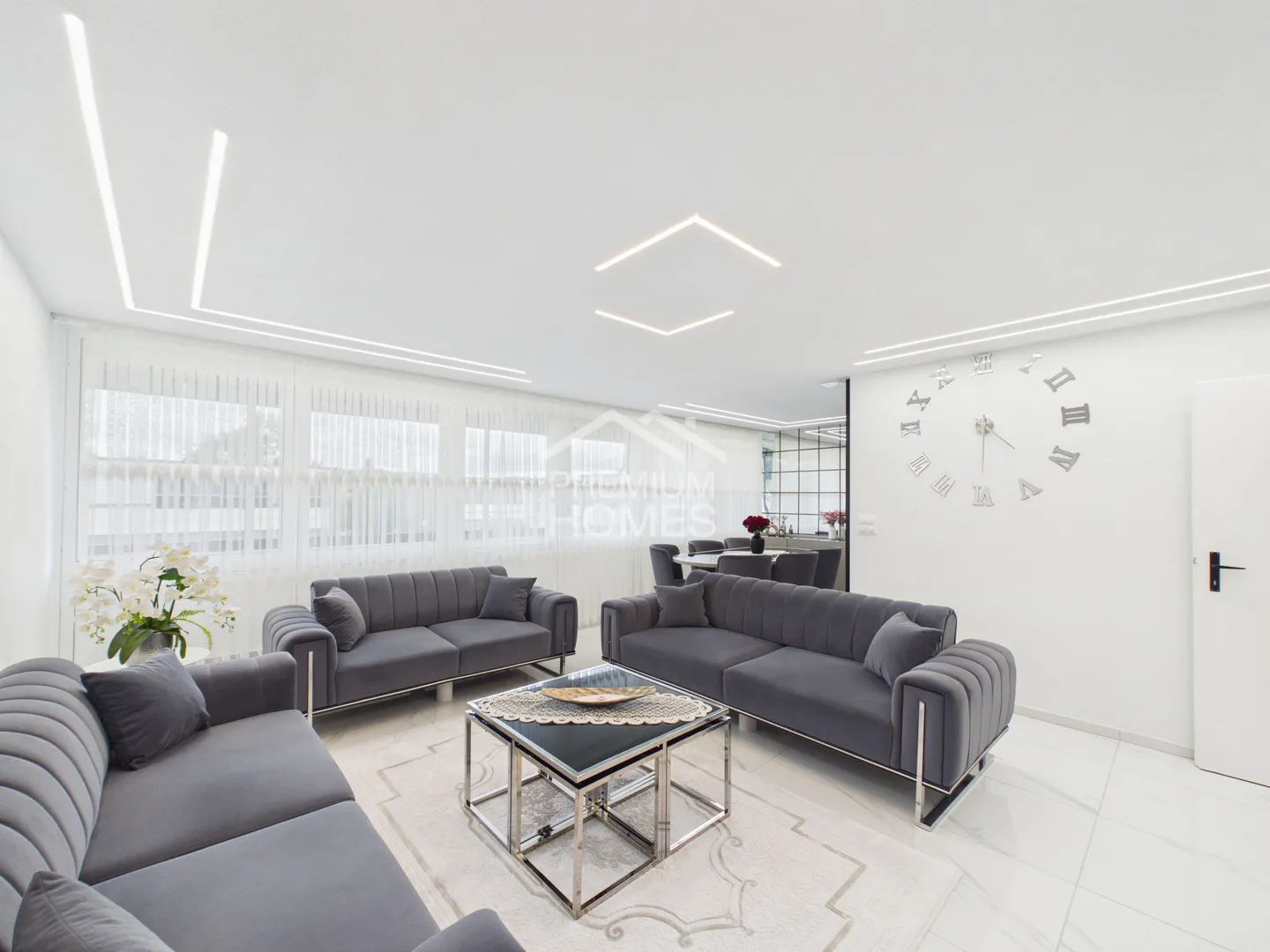 Dream of Living Redefined. Move In and Feel Good. - Photo 2 of 10