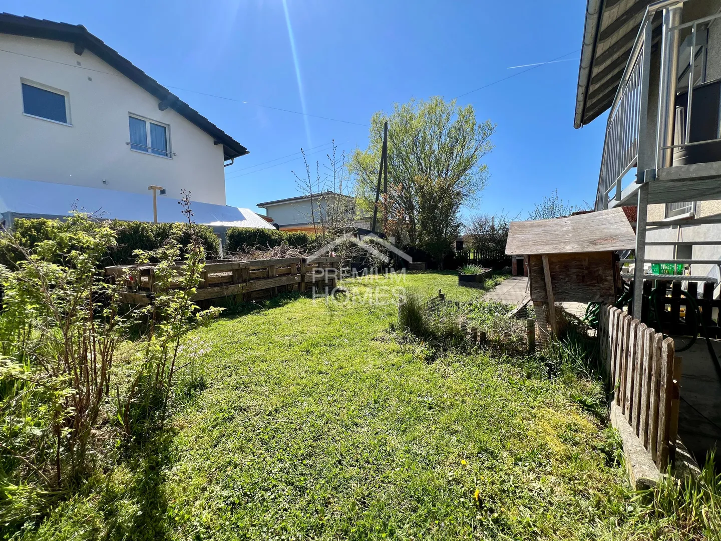 Charmantes Haus mit Potenzial - Foto 2 von 10