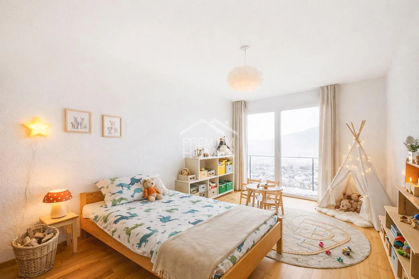 Panoramic View Meets Living Quality - Photo 7 of 10