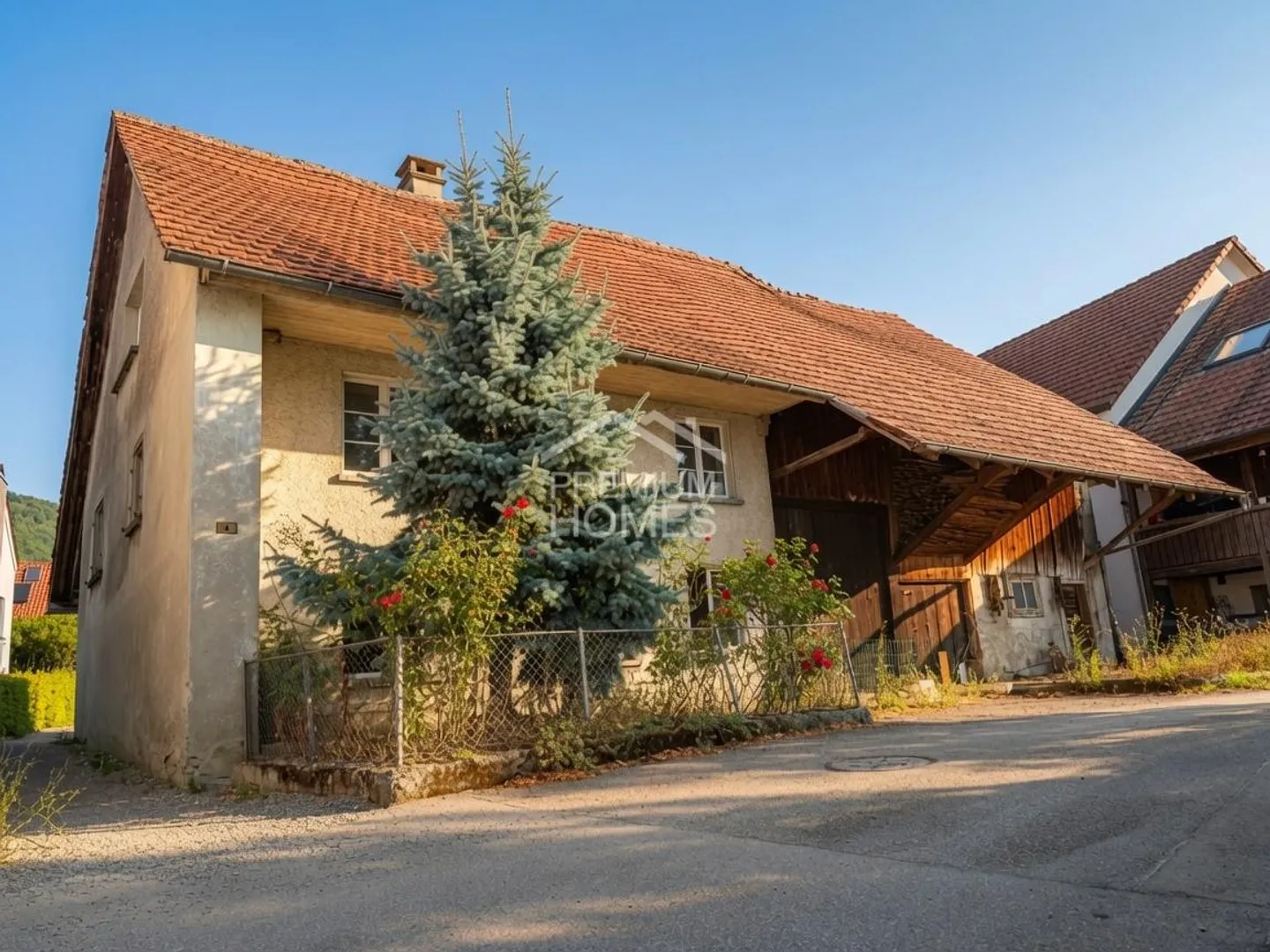 From Old to Wow - 867 m² - Photo 1 of 10