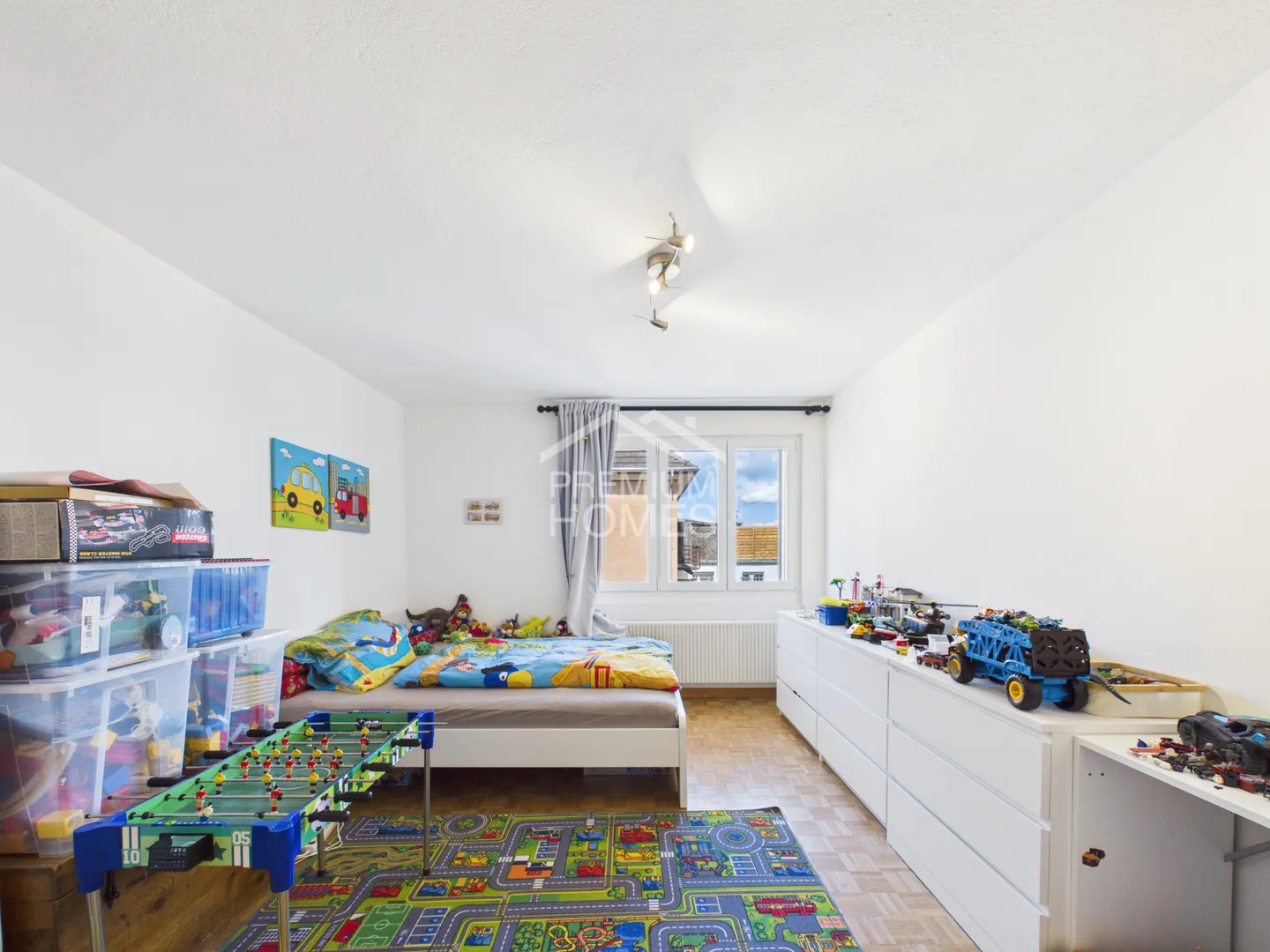 Renovated Family Home in Center - Photo 8 of 13