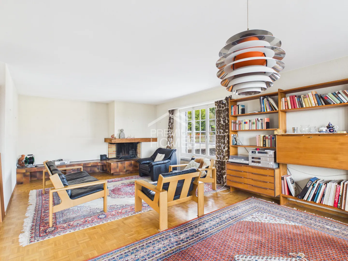 Charmantes Zuhause mit atemberaubender Aussicht - Foto 3 von 12