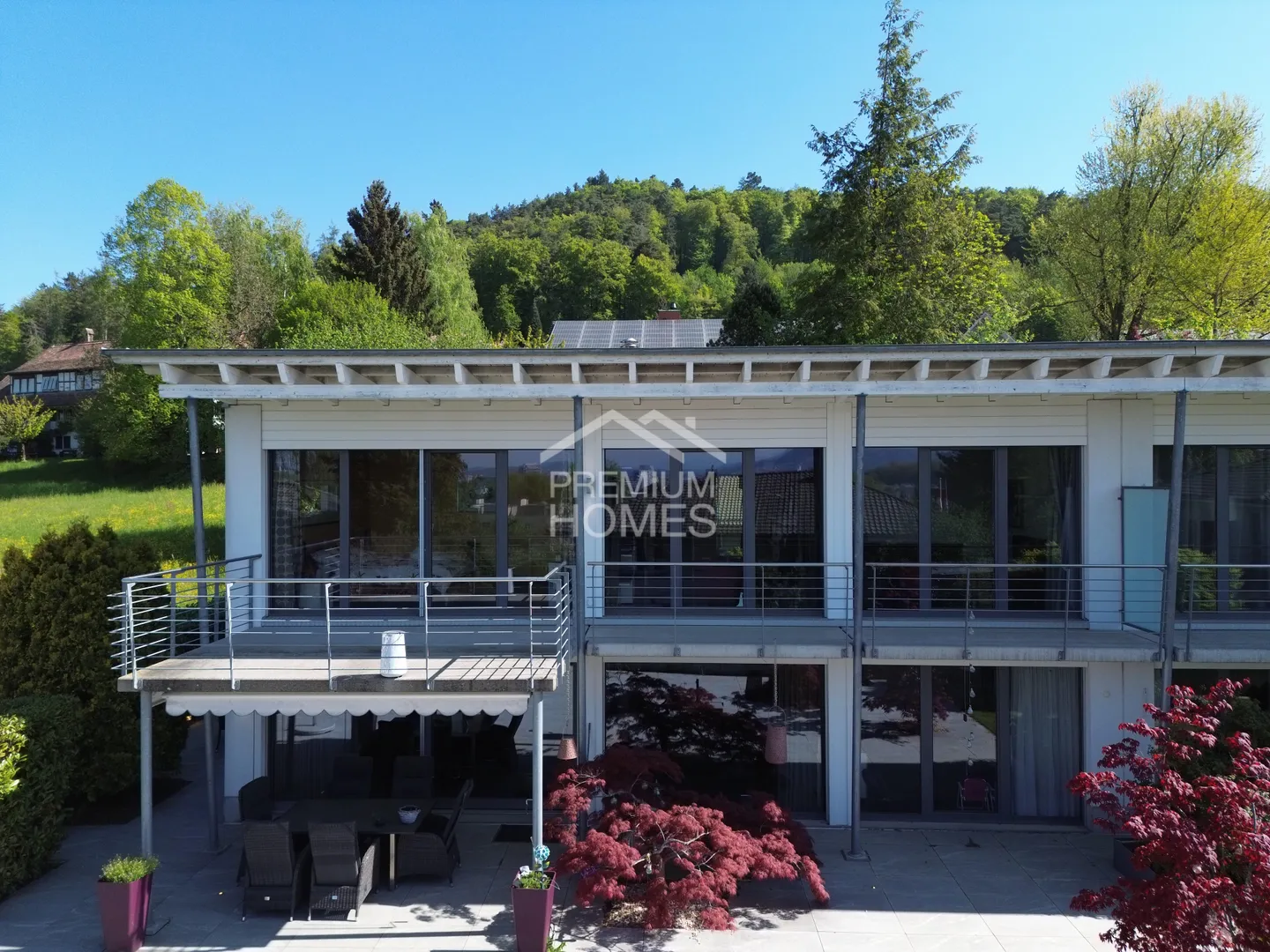 Arrive, breathe, feel at home - Photo 1 of 13