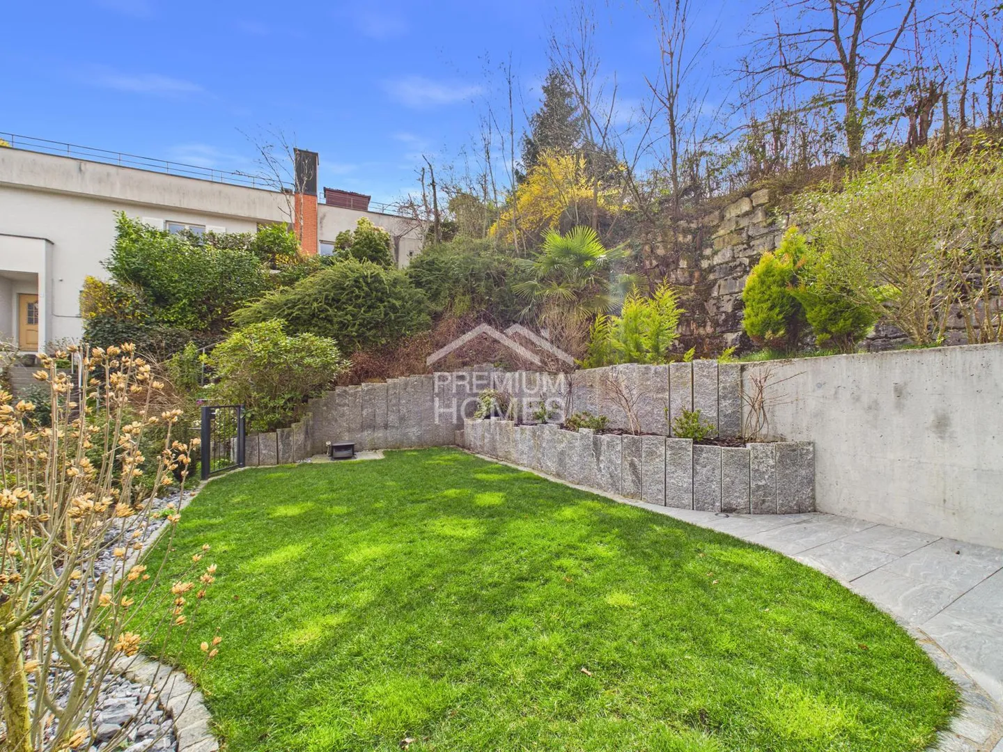 Casa familiare moderna con vista sulle Alpi - Foto 9 di 13