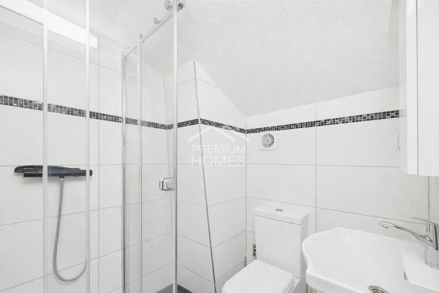 Charmantes Familienhaus in ruhiger Lage - Foto 11 von 13