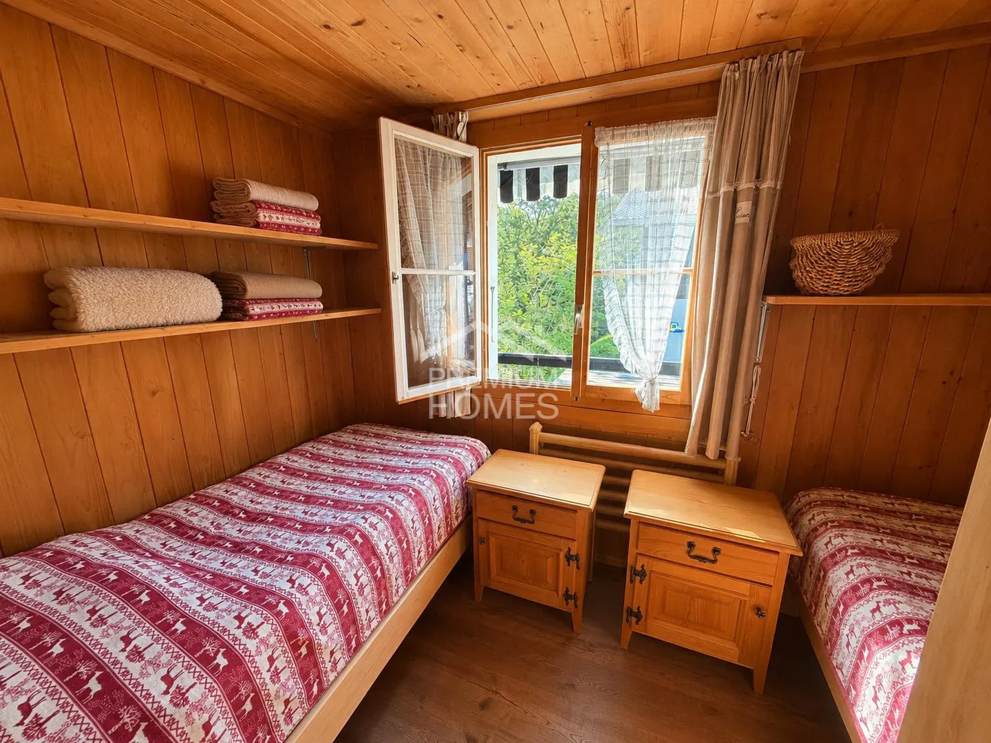 Charming Chalet - living, enjoying, renting - Photo 8 of 13