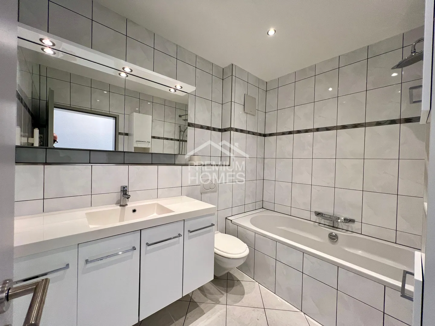 Grosszügige Wohnung in ruhiger Lage - Foto 11 von 13