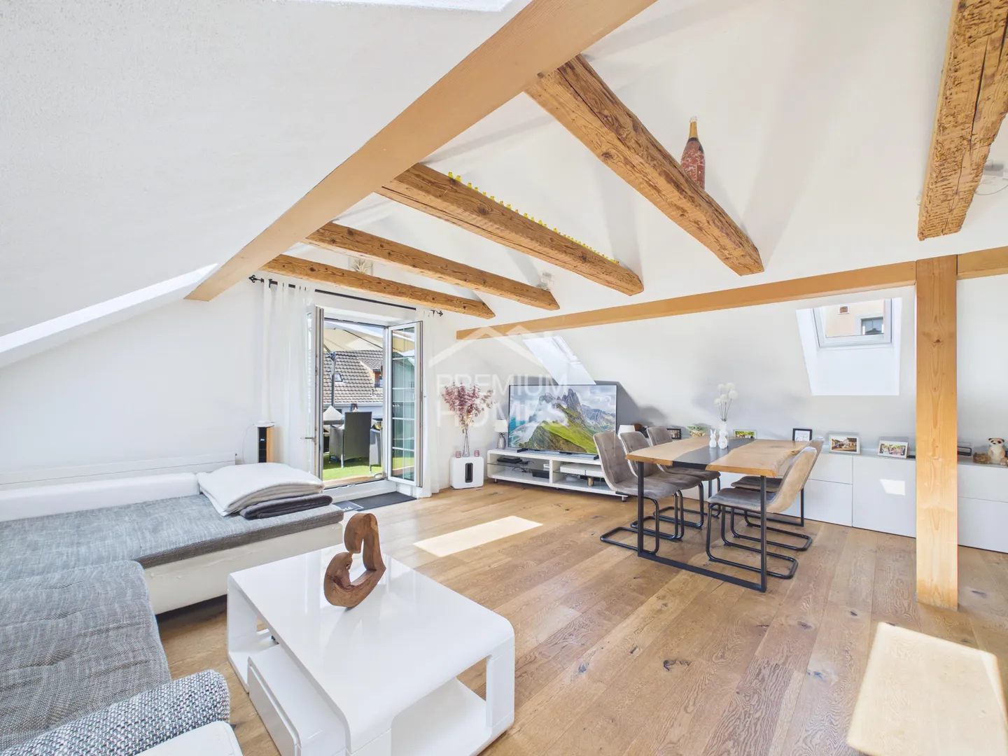 INVESTIMENTO CON FUTURO IN UNA POSIZIONE TOP - Foto 3 di 13