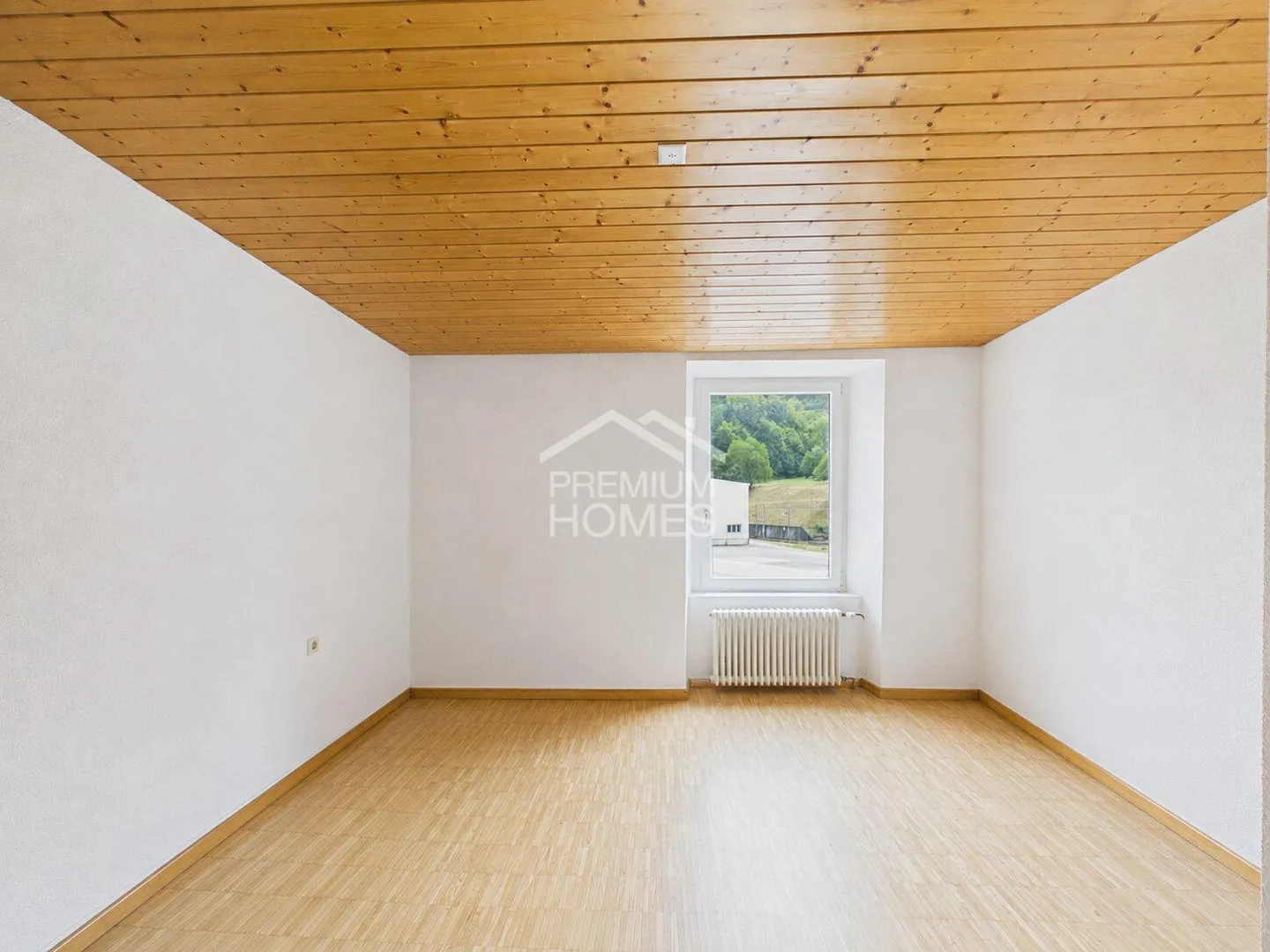 Proprietà versatile con grande potenziale - Foto 4 di 9