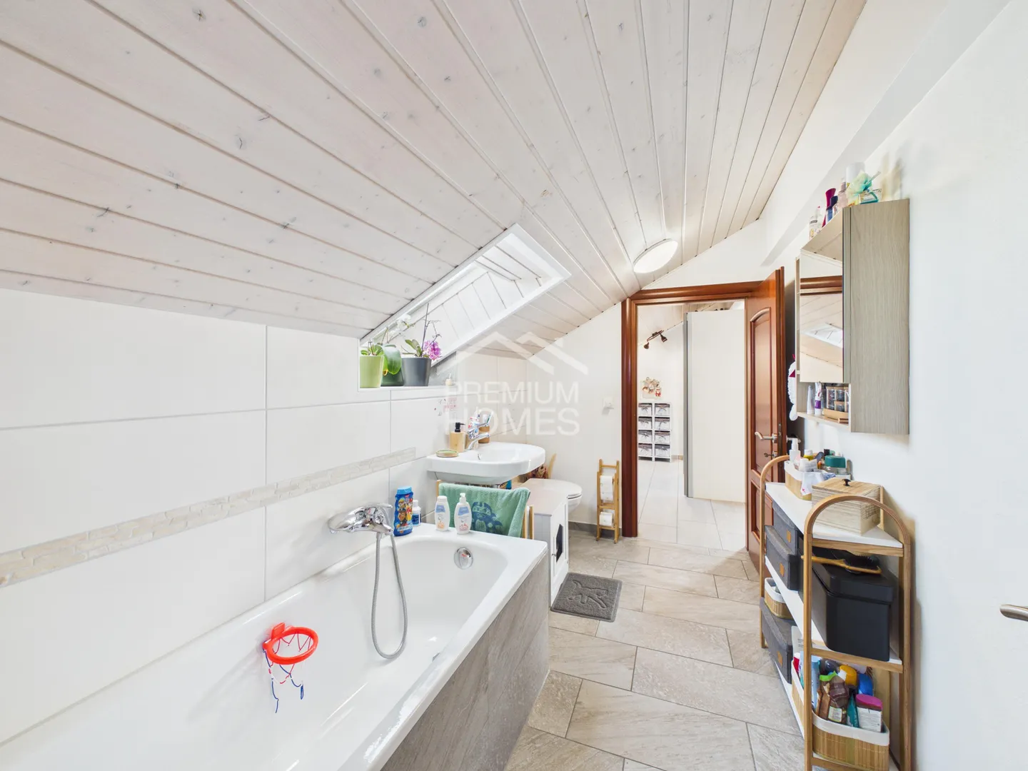 Letzte Etage in absoluter Ruhe - Foto 6 von 8