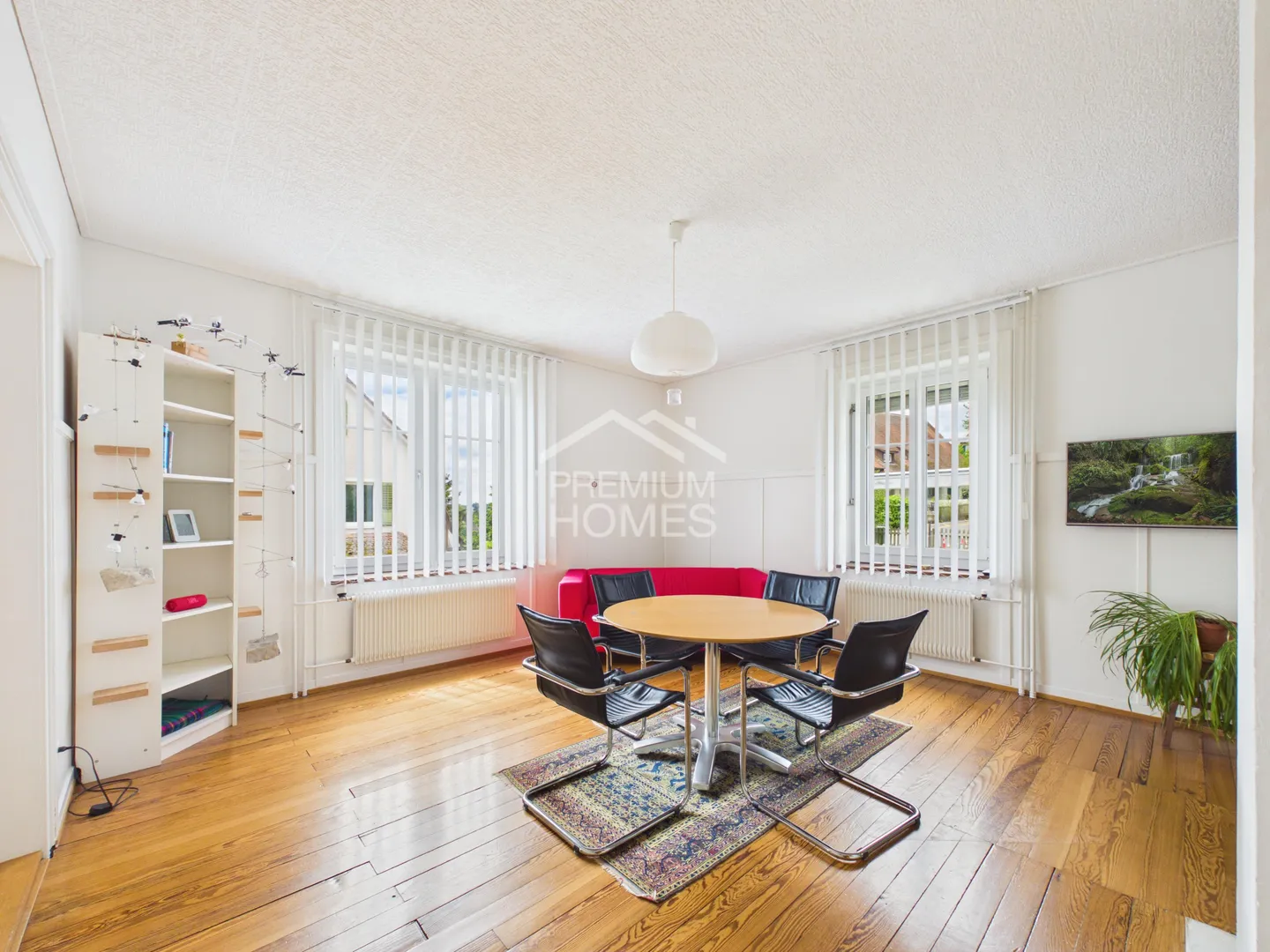 Geräumiges Familienhaus in Schaffhausen - Foto 3 von 13