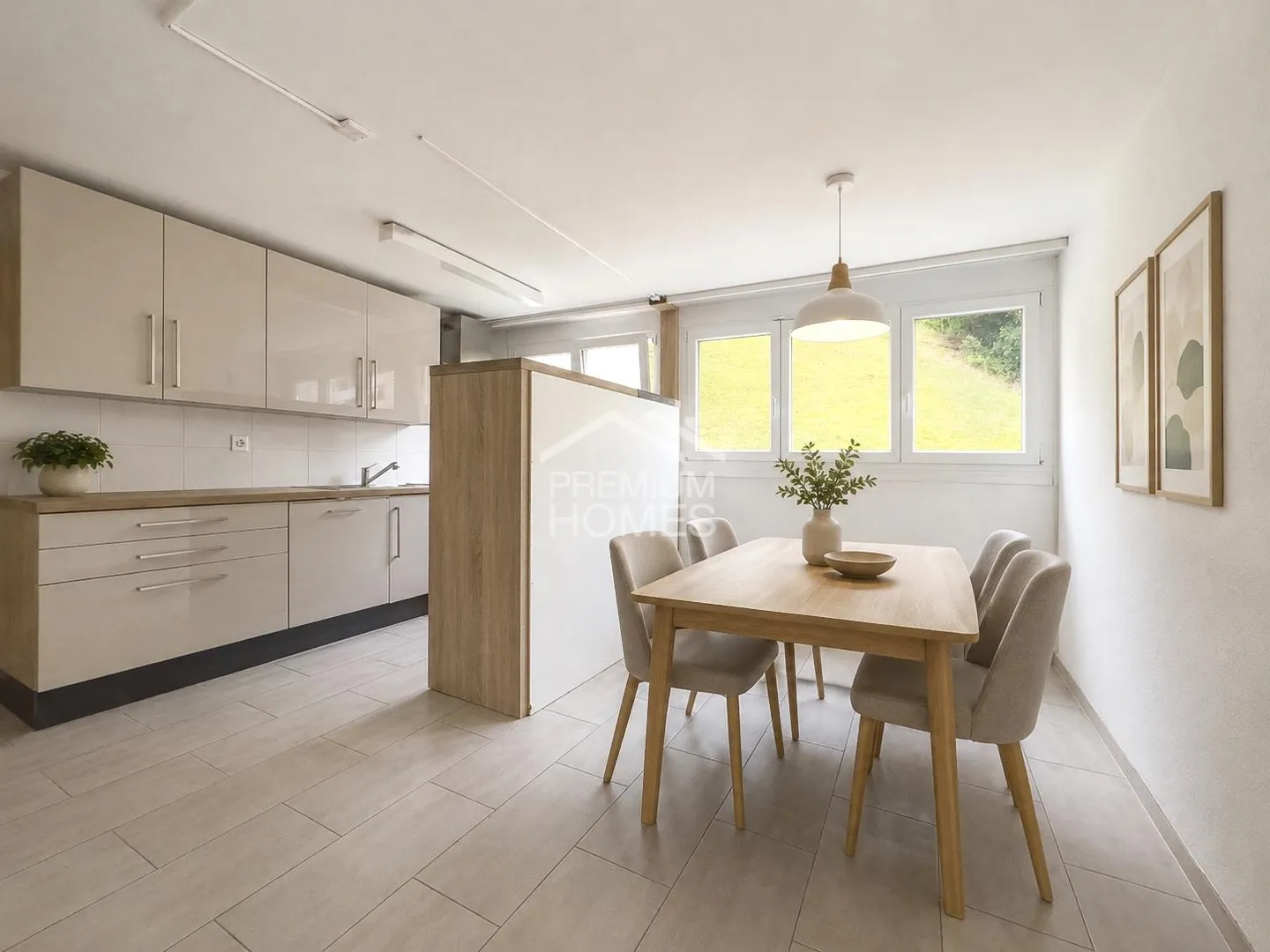 Appartement Charmant en Emplacement Central - Photo 3 sur 12